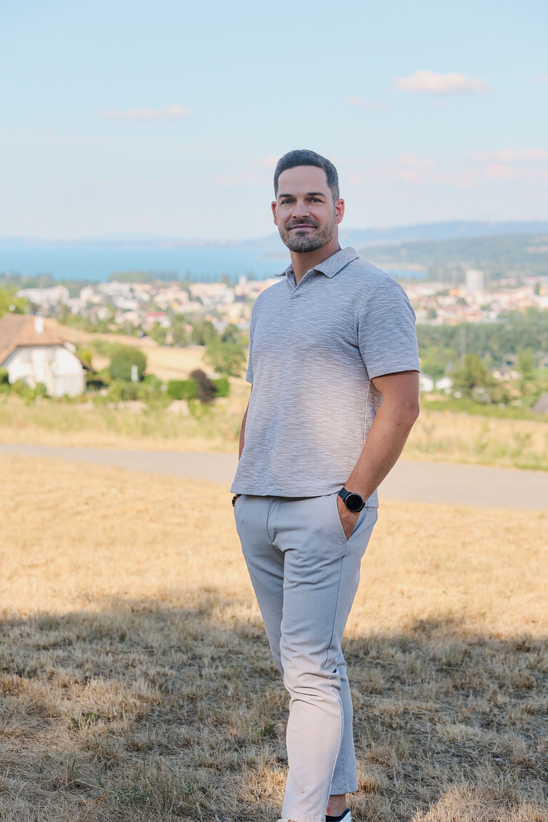 Alexandre, vue sur le lac de Neuchâtel
